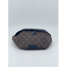 Сумка на пояс Louis Vuitton